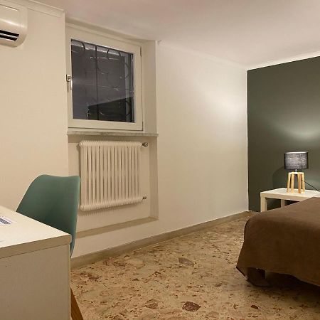 Charme Rooms Taranto Exterior photo