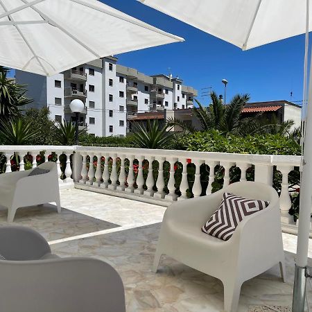 Charme Rooms Taranto Exterior photo